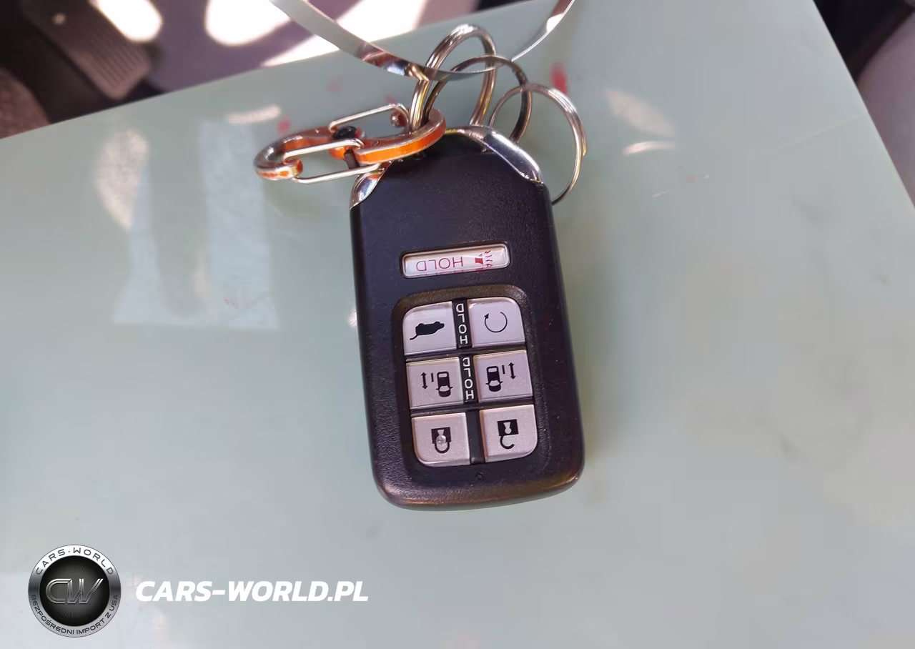 2024 Honda Odyssey Touring VIN:5FNRL6H84RB037305 - 11