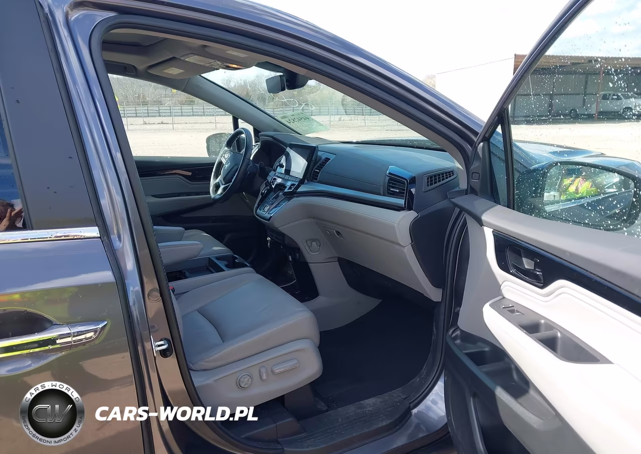 2024 Honda Odyssey Touring VIN:5FNRL6H84RB037305 - 5
