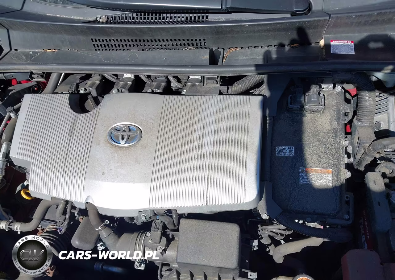 2021 Toyota Prius Le Awd-E VIN:JTDL9MFUXM3023892 - 10