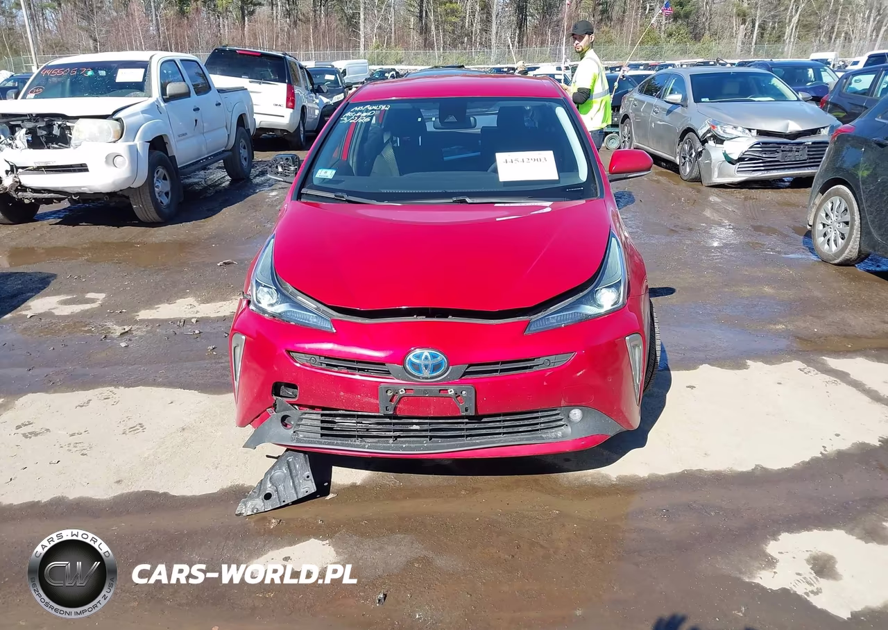 2021 Toyota Prius Le Awd-E VIN:JTDL9MFUXM3023892 - 12