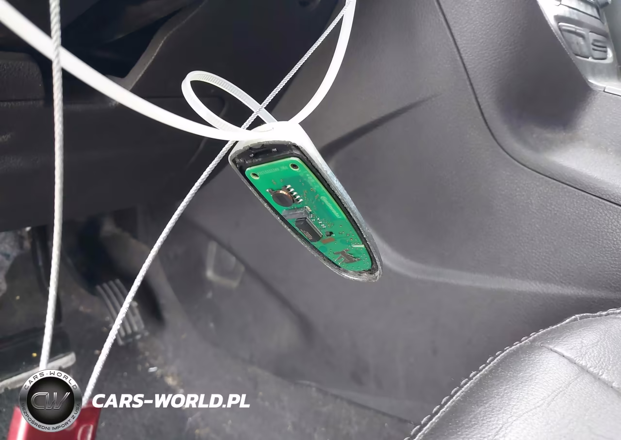 2014 Ford Focus Titanium VIN:1FADP3N24EL342068 - 11