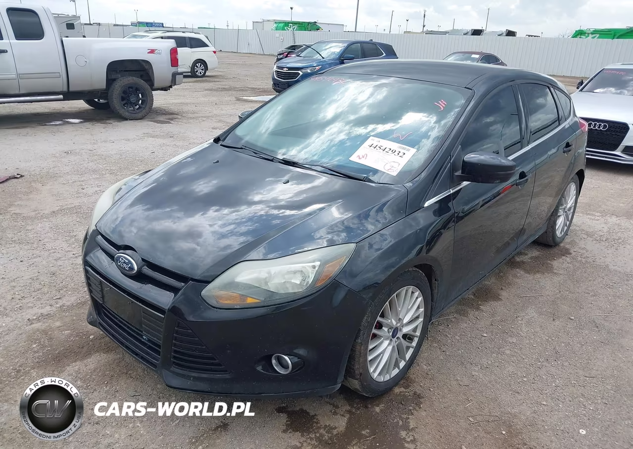 2014 Ford Focus Titanium VIN:1FADP3N24EL342068 - 2