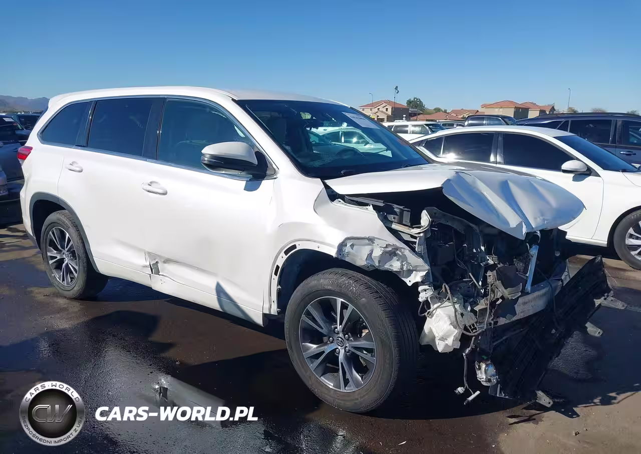 2017 Toyota Highlander Le