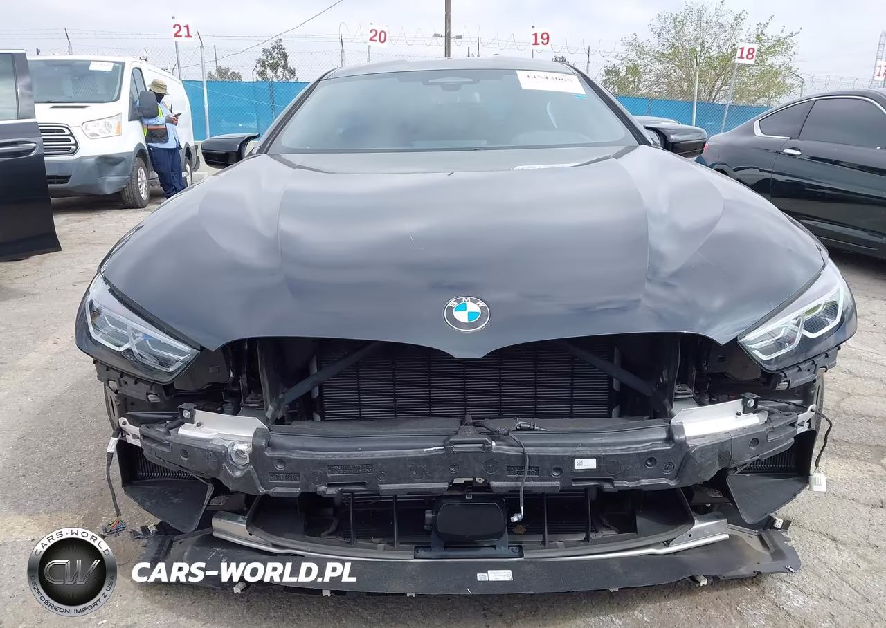 2025 BMW M8 Gran Coupe Competition VIN:WBSGV0C05SCT69698 - 13