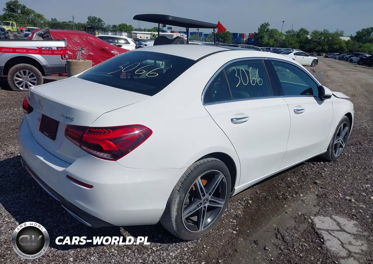 2019 Mercedes-Benz A 220 4Matic VIN:WDD3G4FBXKW022506 - 4