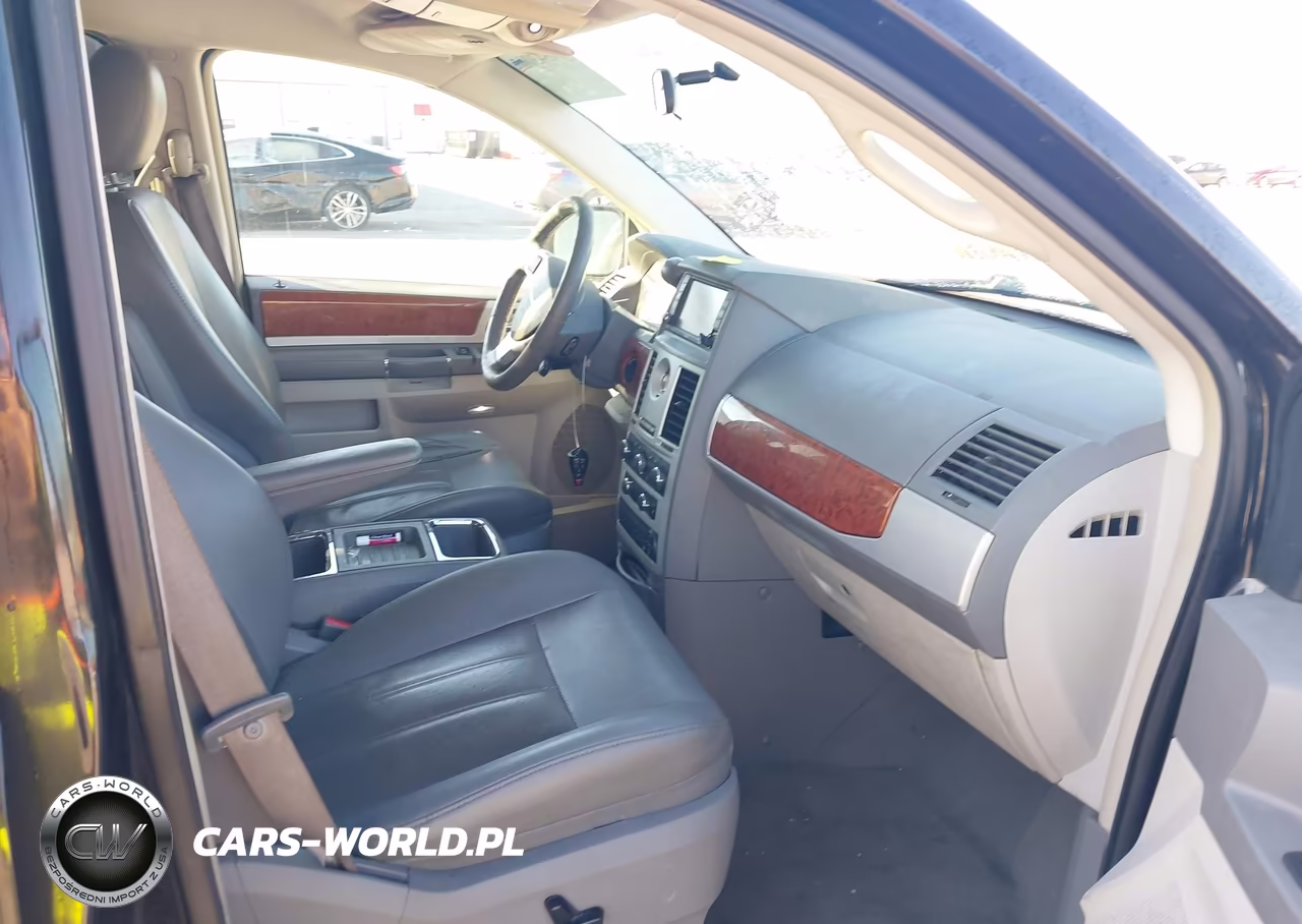2009 Chrysler Town & Country Touring VIN:2A8HR54199R609866 - 5