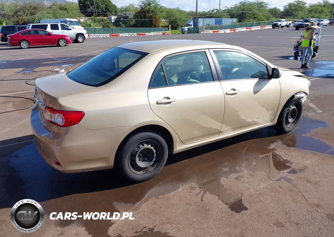2011 Toyota Corolla Le VIN:2T1BU4EE0BC625239 - 4