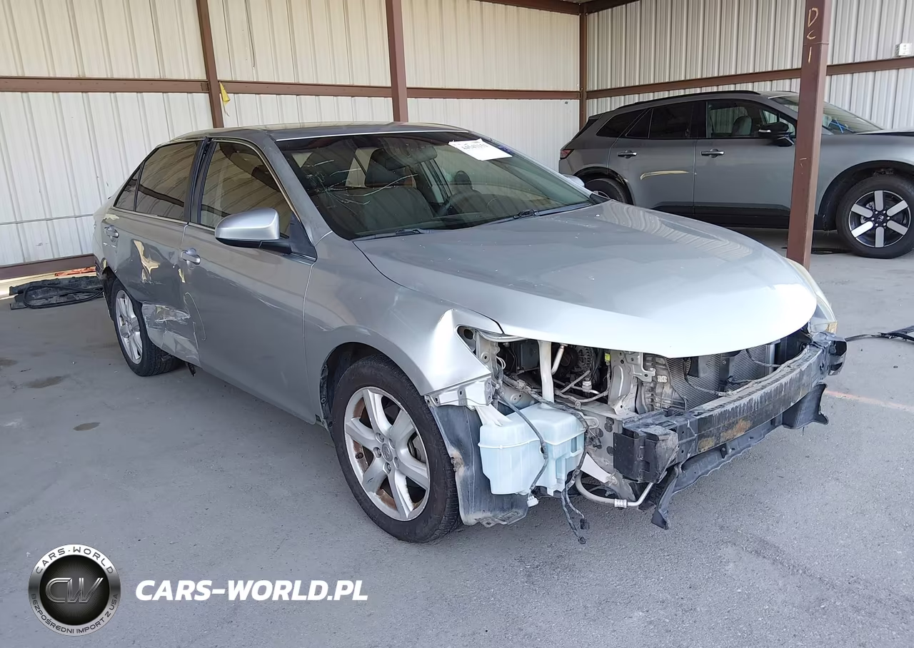 2016 Toyota Camry Se – zdjęcie 1 z 17