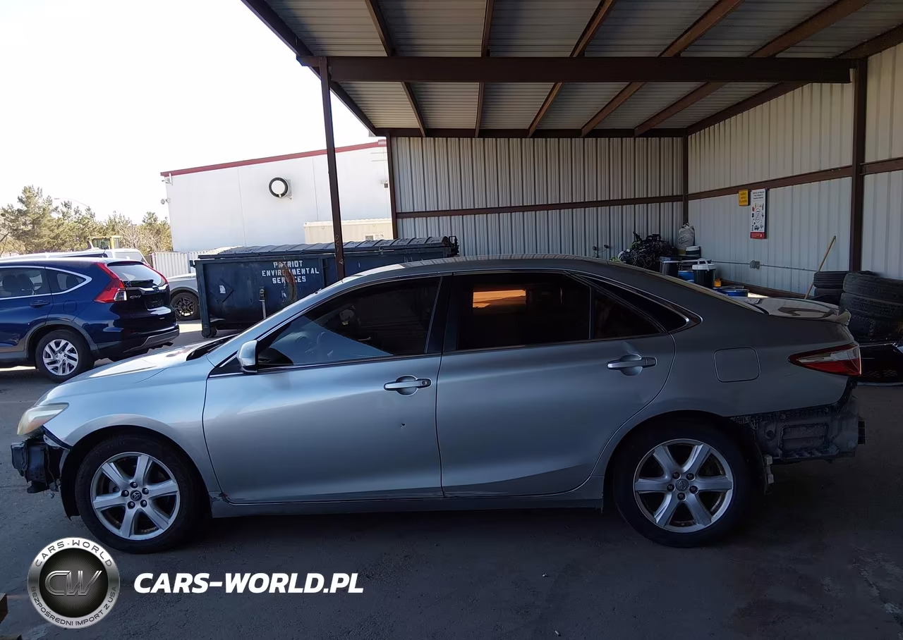 2016 Toyota Camry Se VIN:4T1BF1FK5GU266425 - 15