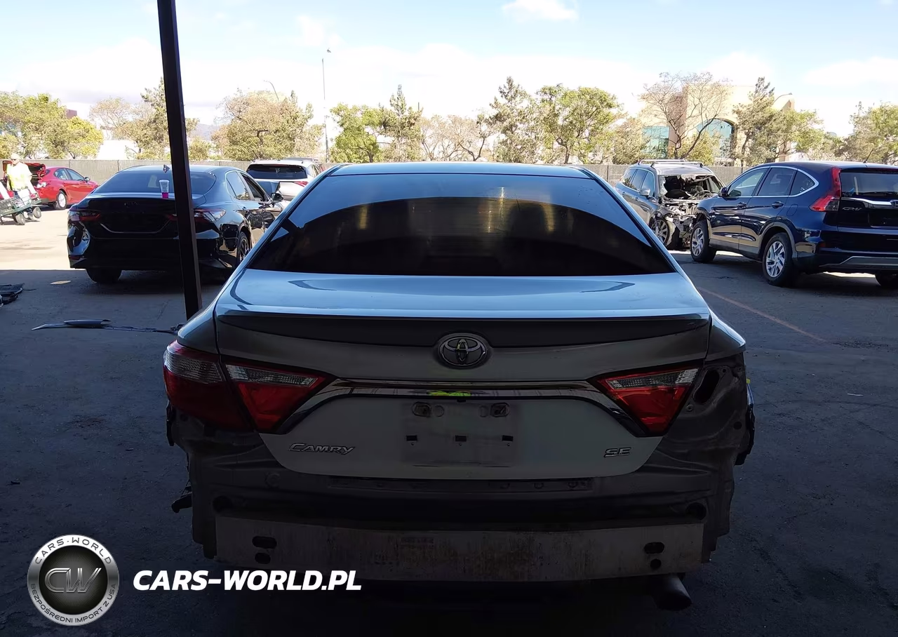 2016 Toyota Camry Se VIN:4T1BF1FK5GU266425 - 17