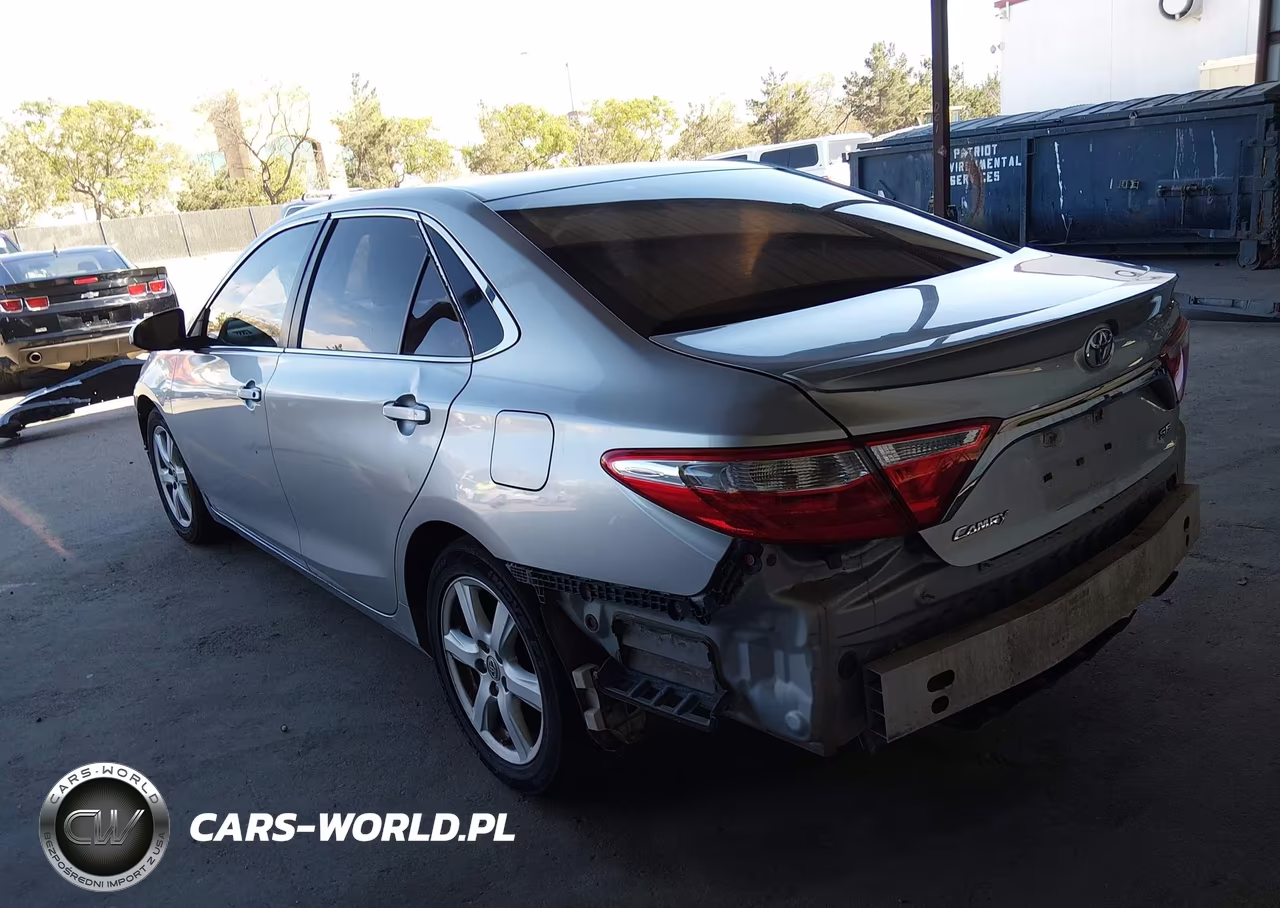2016 Toyota Camry Se VIN:4T1BF1FK5GU266425 - 3