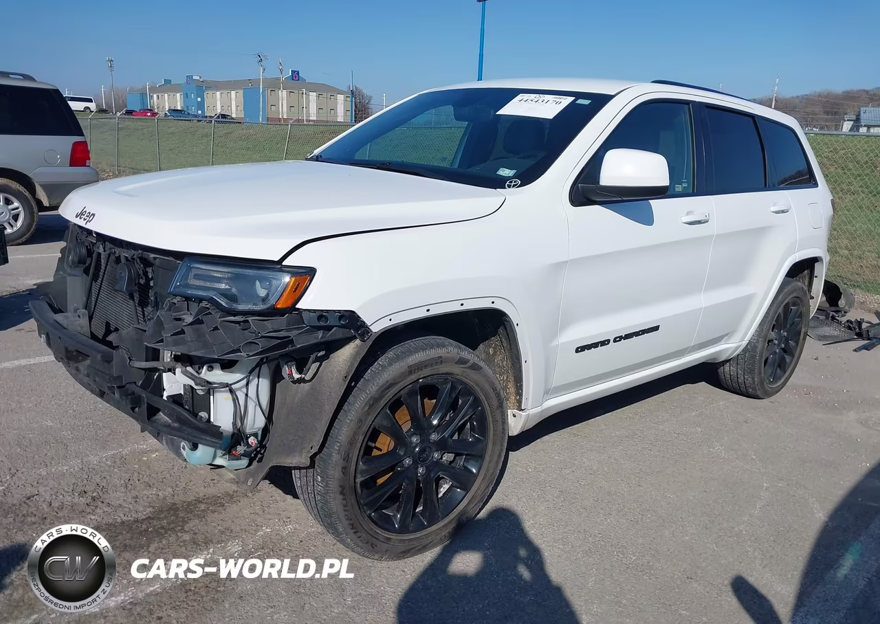 2020 Jeep Grand Cherokee Altitude 4X4 VIN:1C4RJFAG6LC385523 - 2