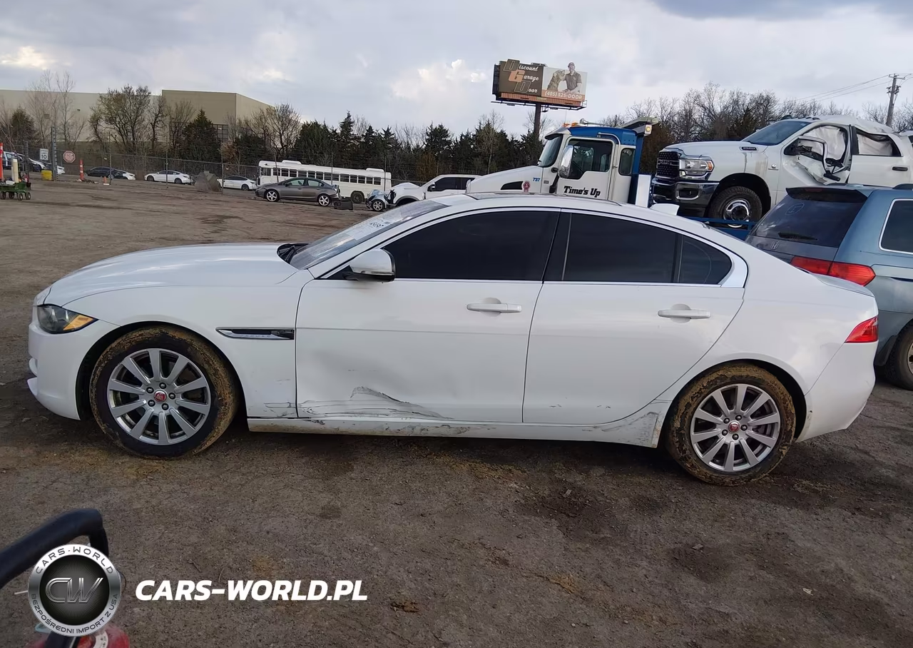 2019 Jaguar Xe 25T VIN:SAJAR4FX9KCP47542 - 14