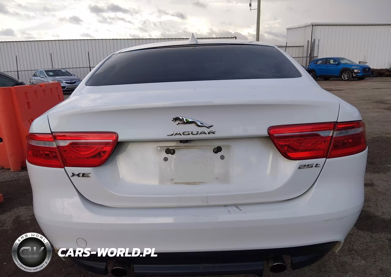 2019 Jaguar Xe 25T VIN:SAJAR4FX9KCP47542 - 16