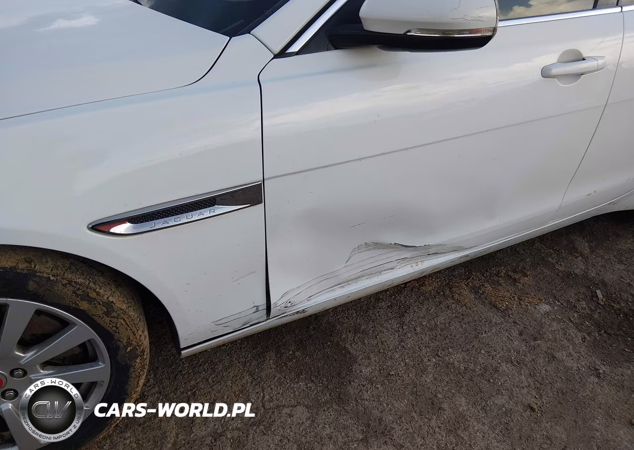 2019 Jaguar Xe 25T VIN:SAJAR4FX9KCP47542 - 6