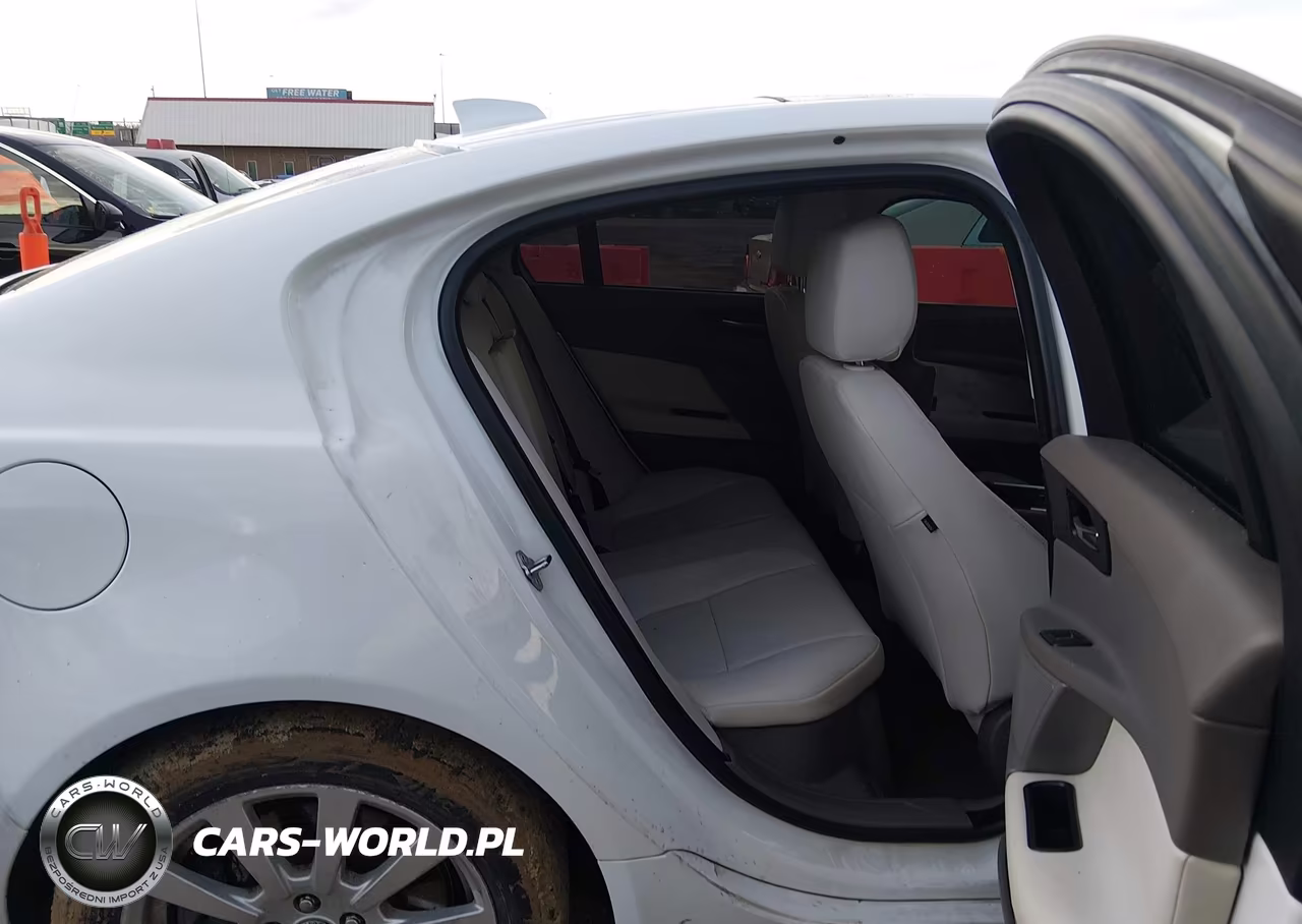 2019 Jaguar Xe 25T VIN:SAJAR4FX9KCP47542 - 8