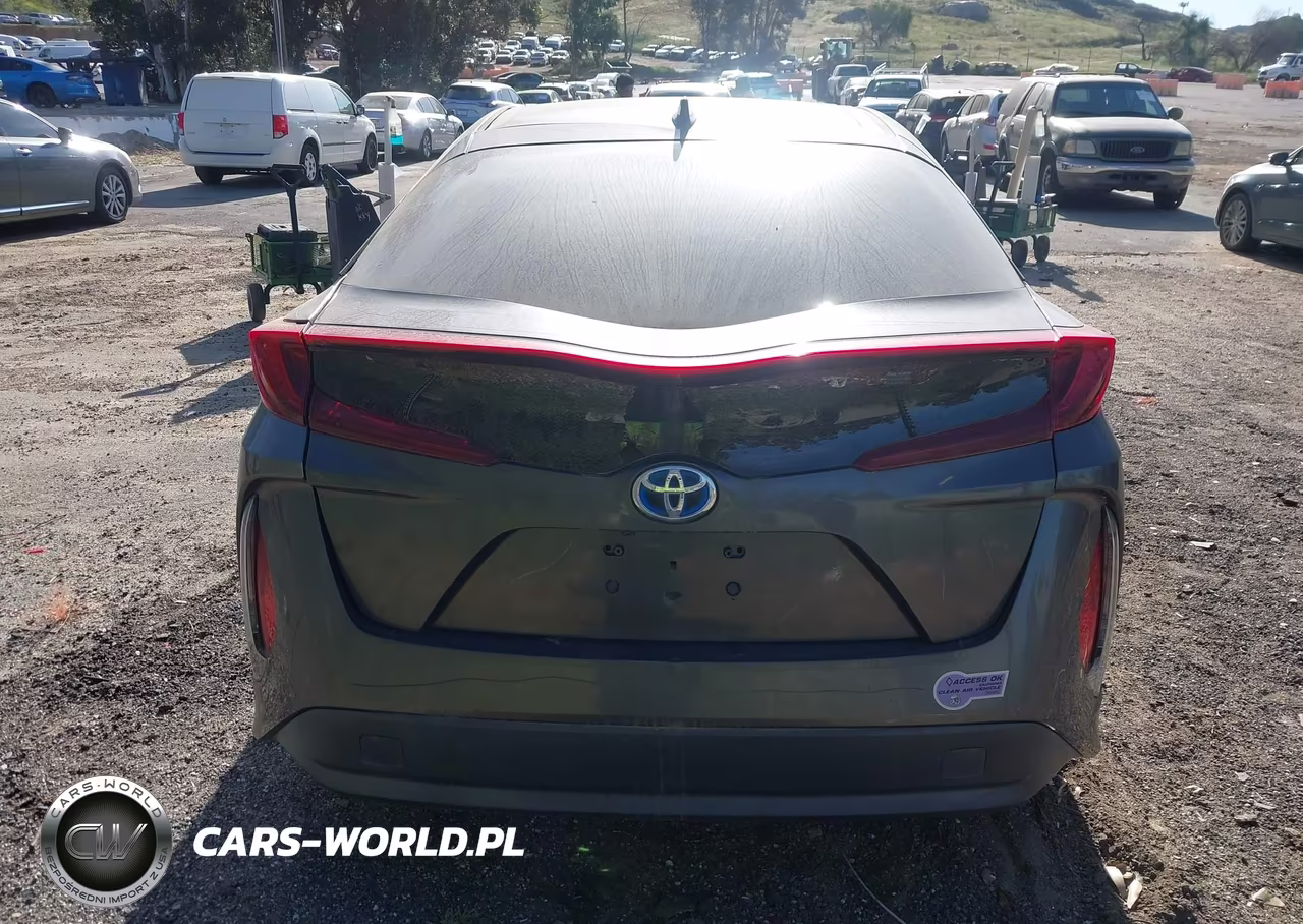 2019 Toyota Prius Prime Premium VIN:JTDKARFP3K3117653 - 16