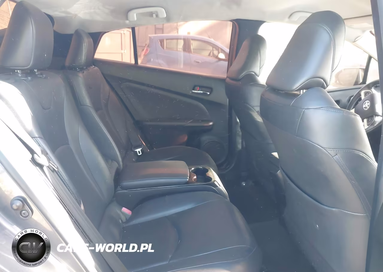 2019 Toyota Prius Prime Premium VIN:JTDKARFP3K3117653 - 8