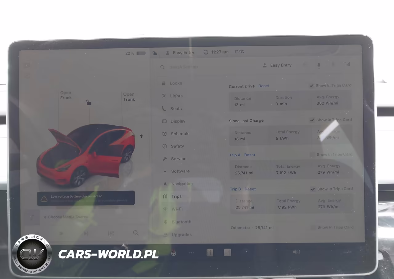 2023 Tesla Model Y Long Range VIN:7SAYGDEE1PA194785 - 18