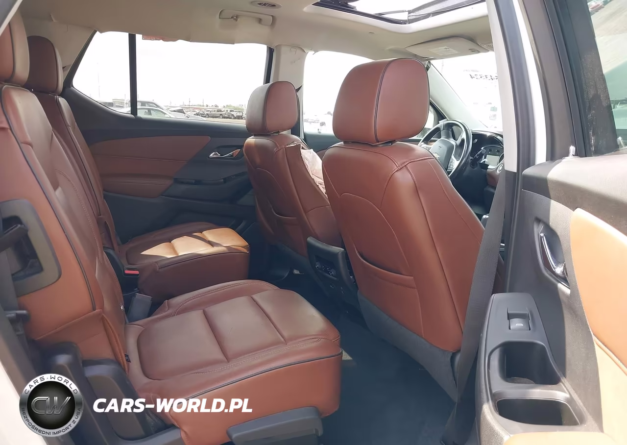 2019 Chevrolet Traverse High Country VIN:1GNEVJKW0KJ166084 - 8