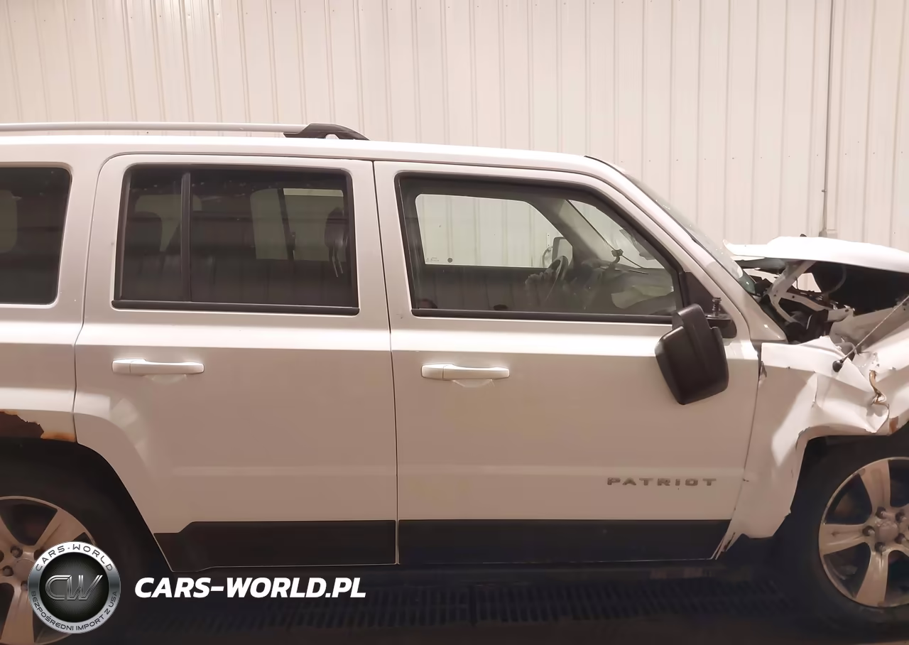 2016 Jeep Patriot High Altitude Edition VIN:1C4NJPFA7GD760523 - 14