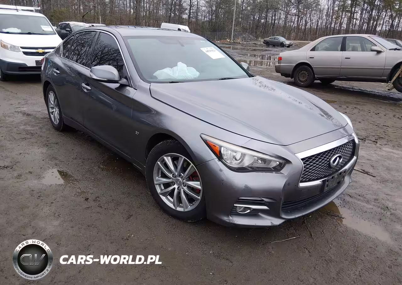 2015 Infiniti Q50 Premium