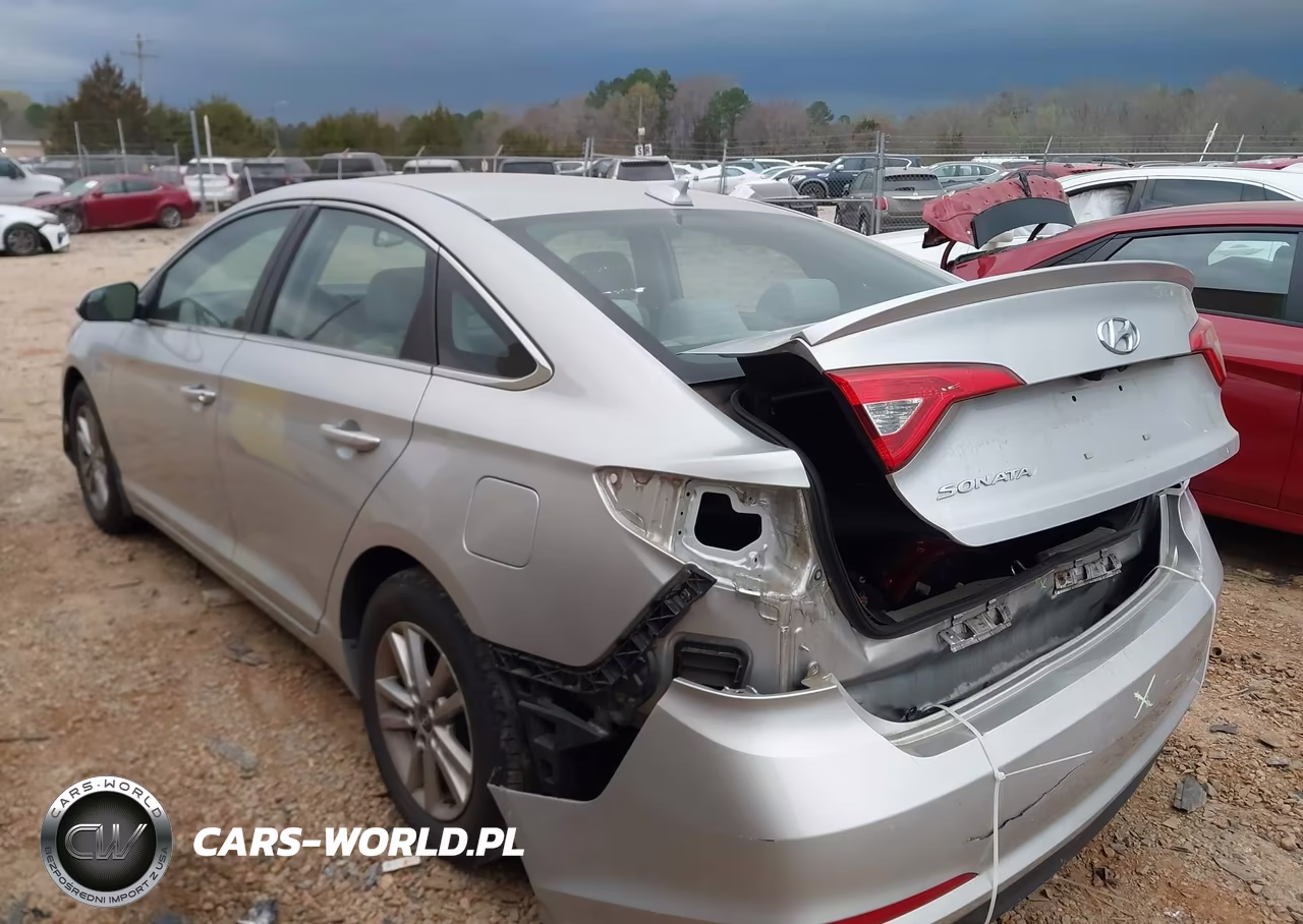 2015 Hyundai Sonata Se VIN:5NPE24AFXFH011299 - 3