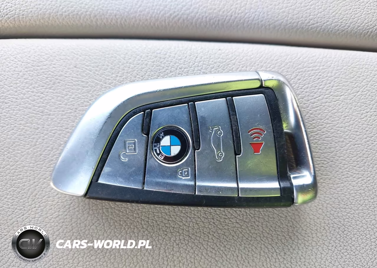 2019 BMW X5 xDrive40I VIN:5UXCR6C53KLL11838 - 11