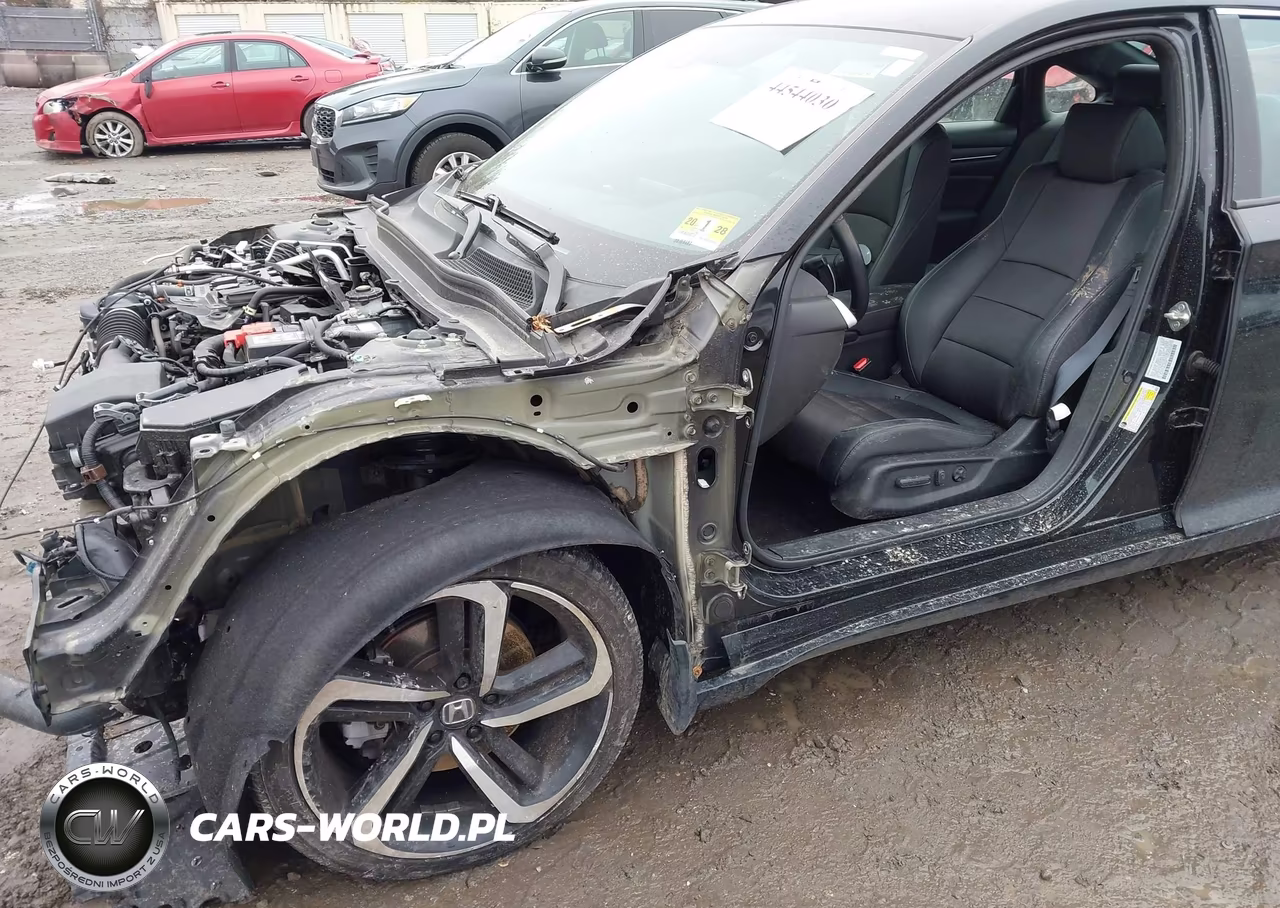 2019 Honda Accord Sport VIN:1HGCV1F30KA005347 - 17