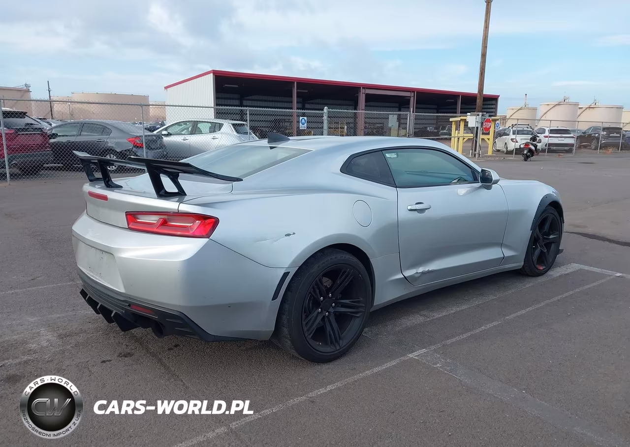 2017 Chevrolet Camaro 1Lt VIN:1G1FB1RX5H0148420 - 4
