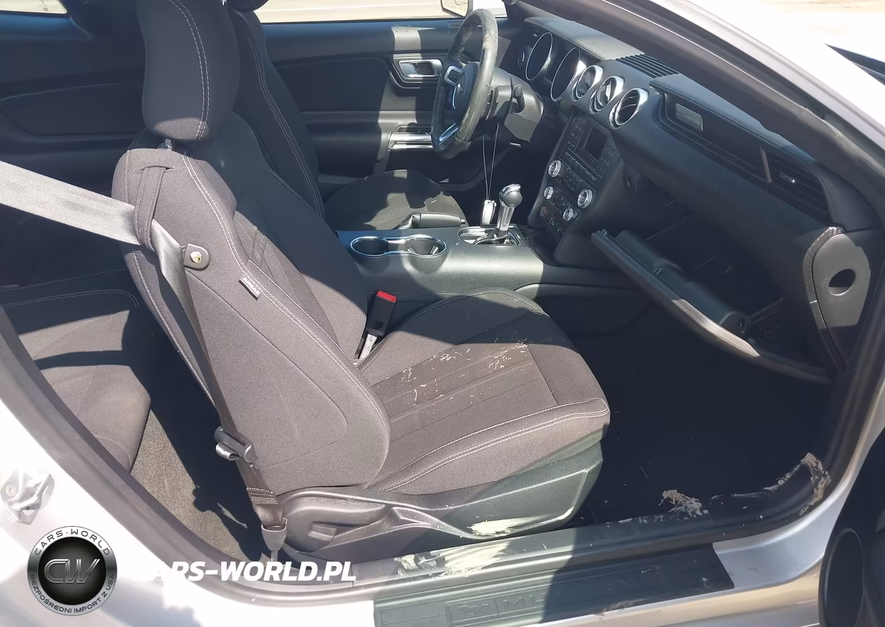 2018 Ford Mustang Ecoboost VIN:1FA6P8TH6J5118618 - 5