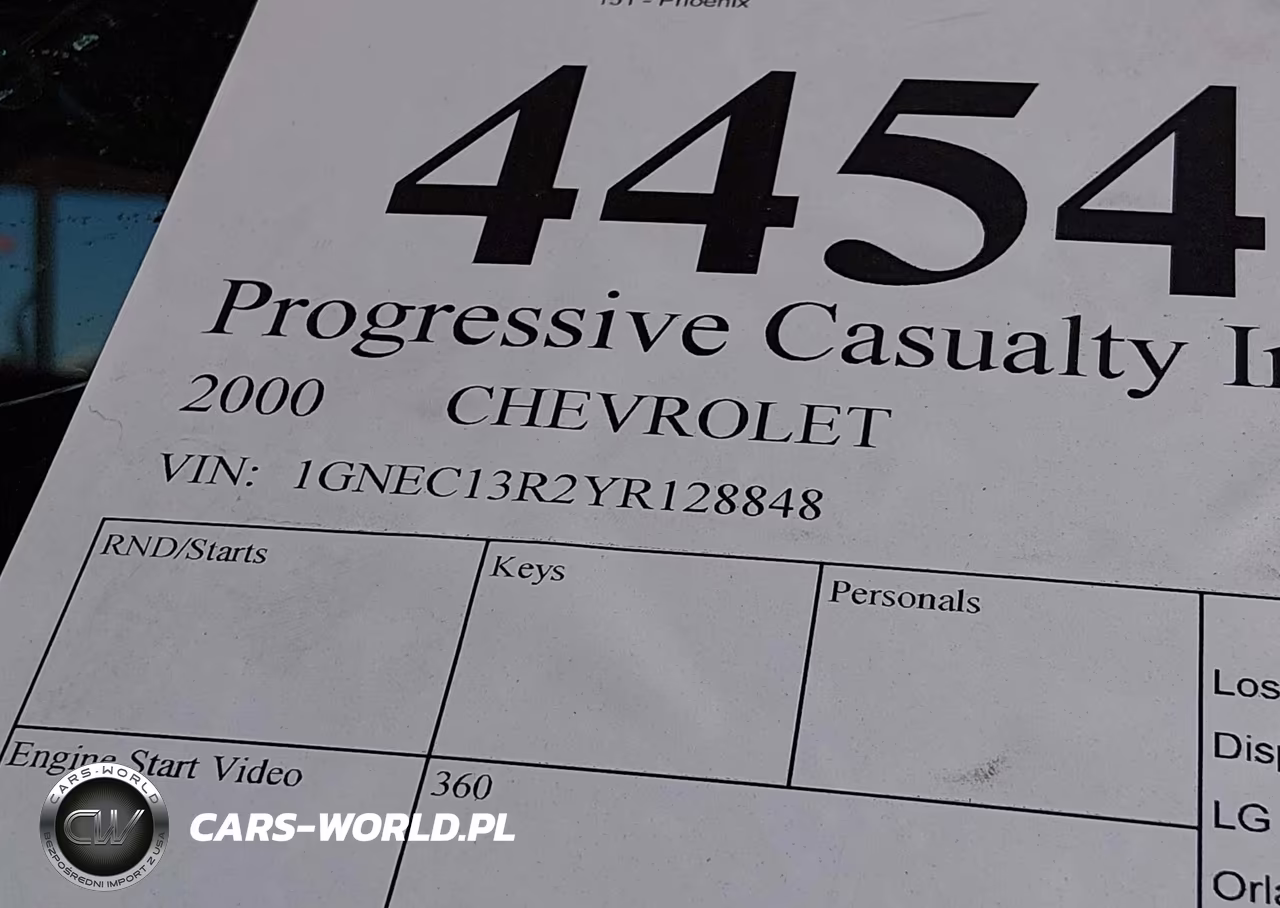 2000 Chevrolet Tahoe Limited VIN:1GNEC13R2YR128848 - 9