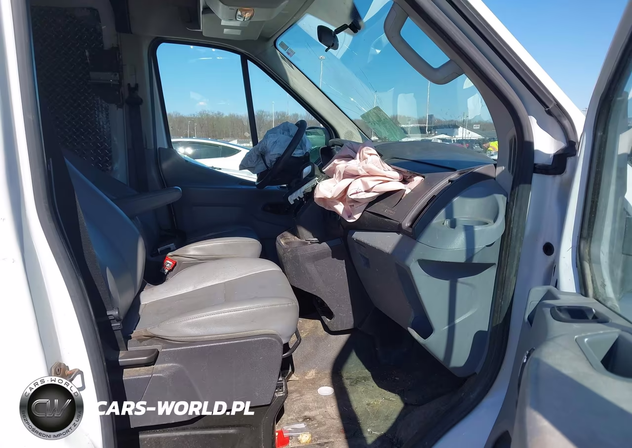 2015 Ford Transit-250 VIN:1FTNR2CM5FKA07139 - 5