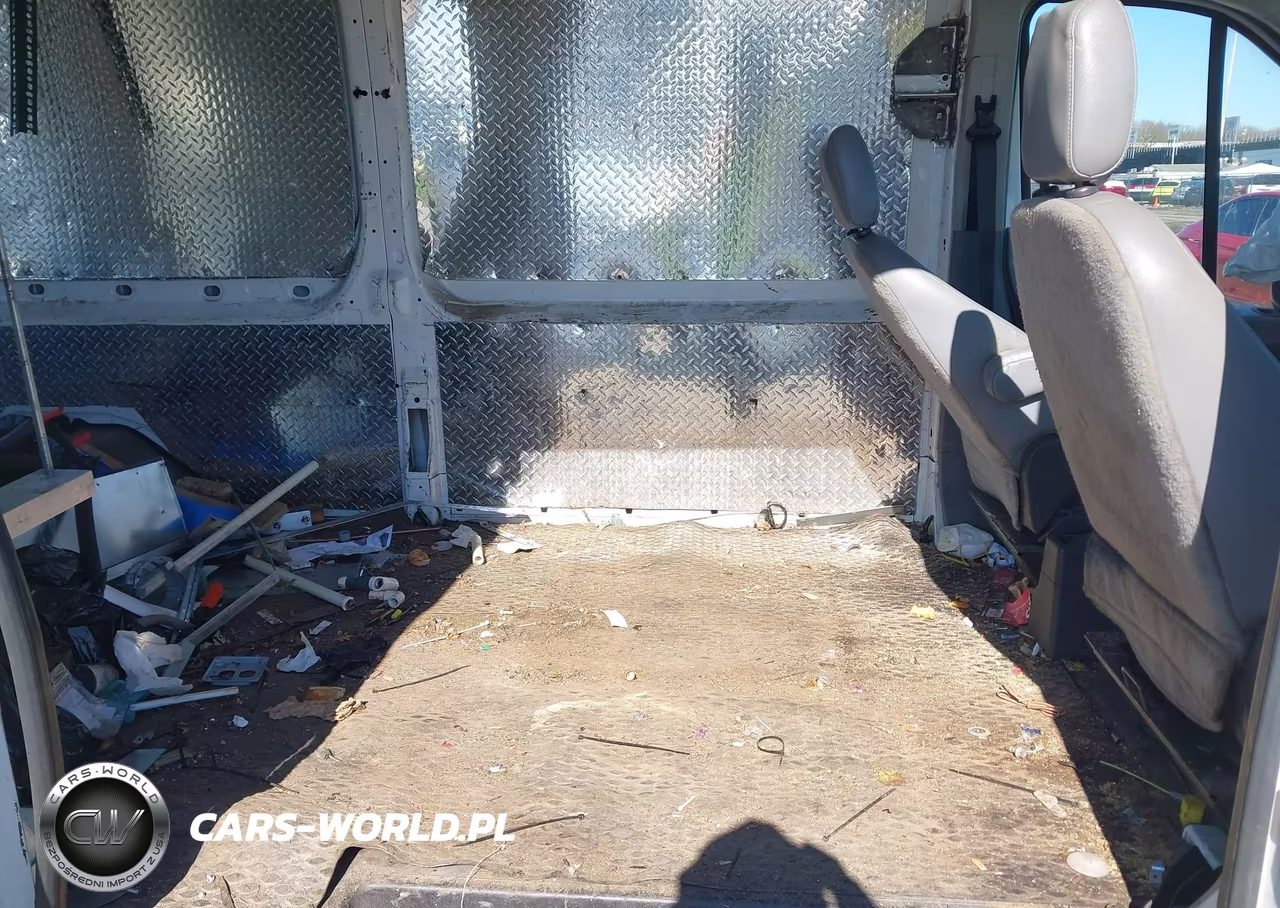 2015 Ford Transit-250 VIN:1FTNR2CM5FKA07139 - 8