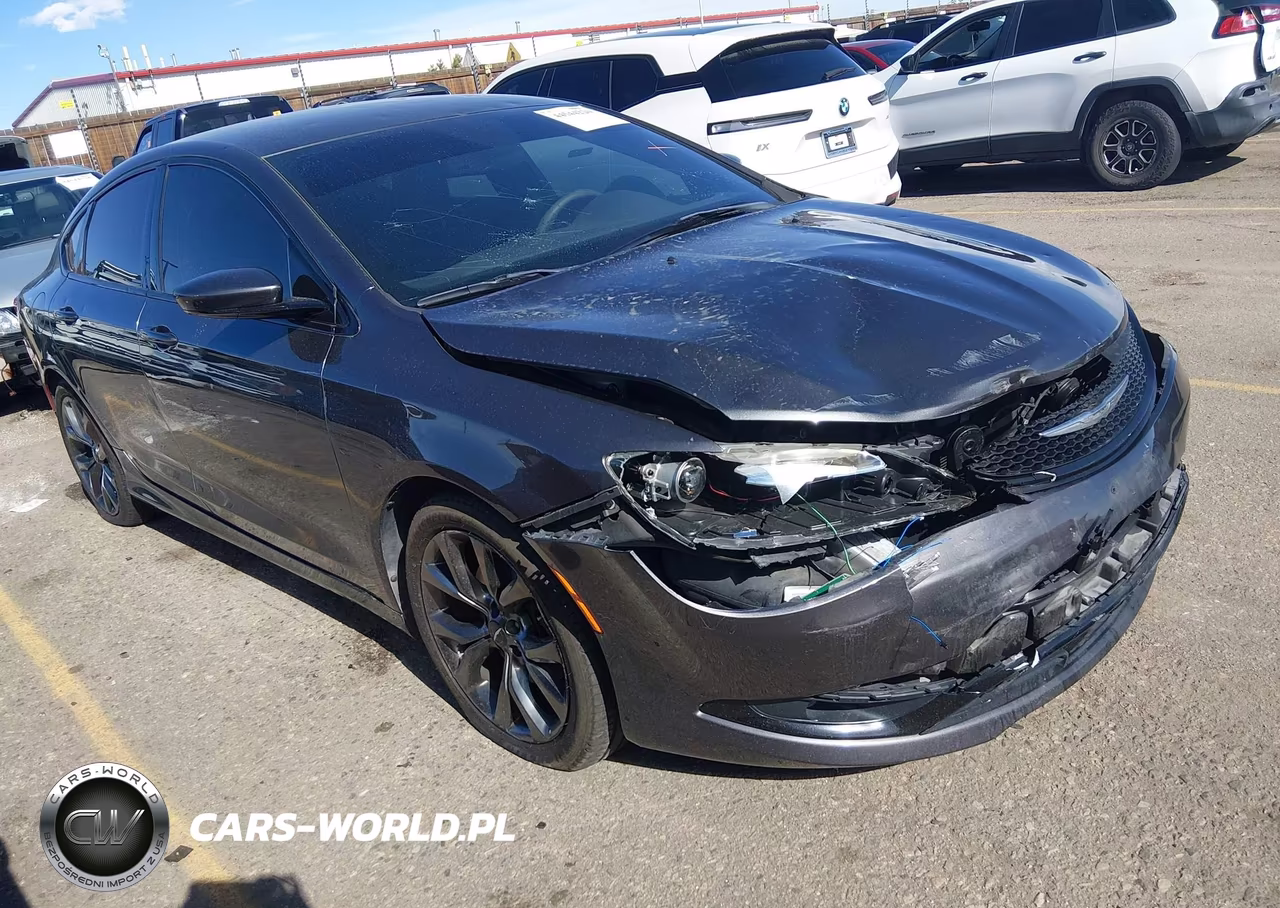2015 Chrysler 200 S