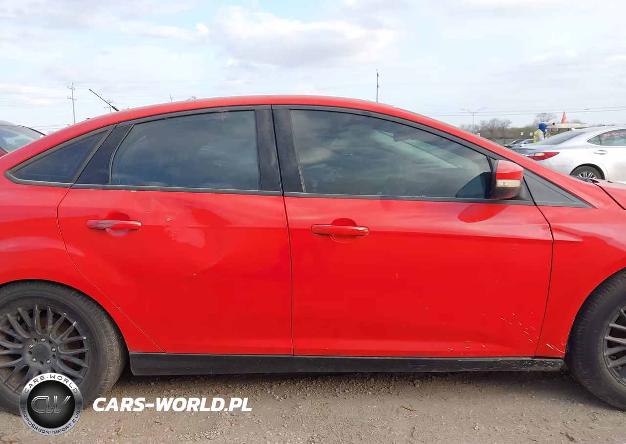 2016 Ford Focus Se VIN:1FADP3F25GL301322 - 12