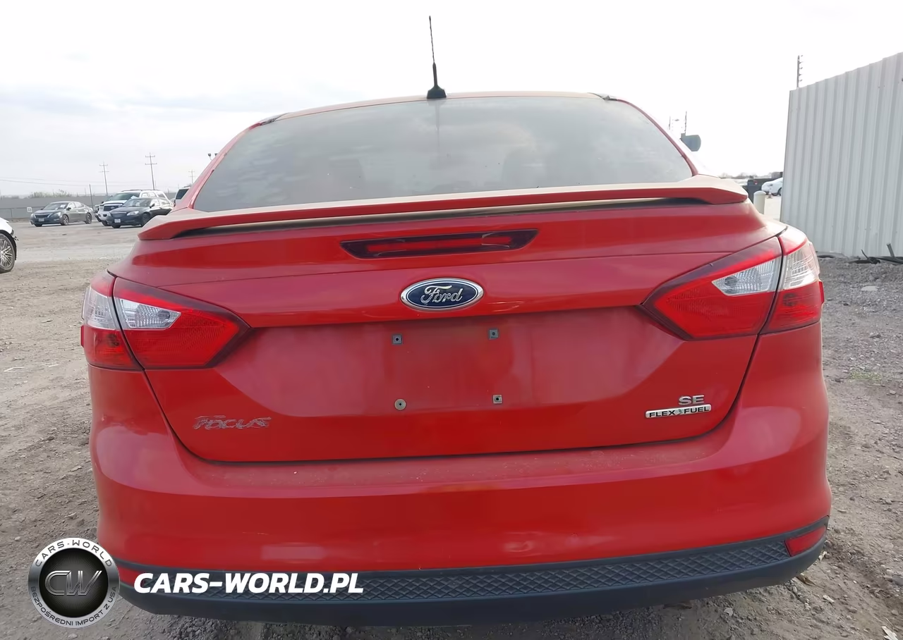 2016 Ford Focus Se VIN:1FADP3F25GL301322 - 15