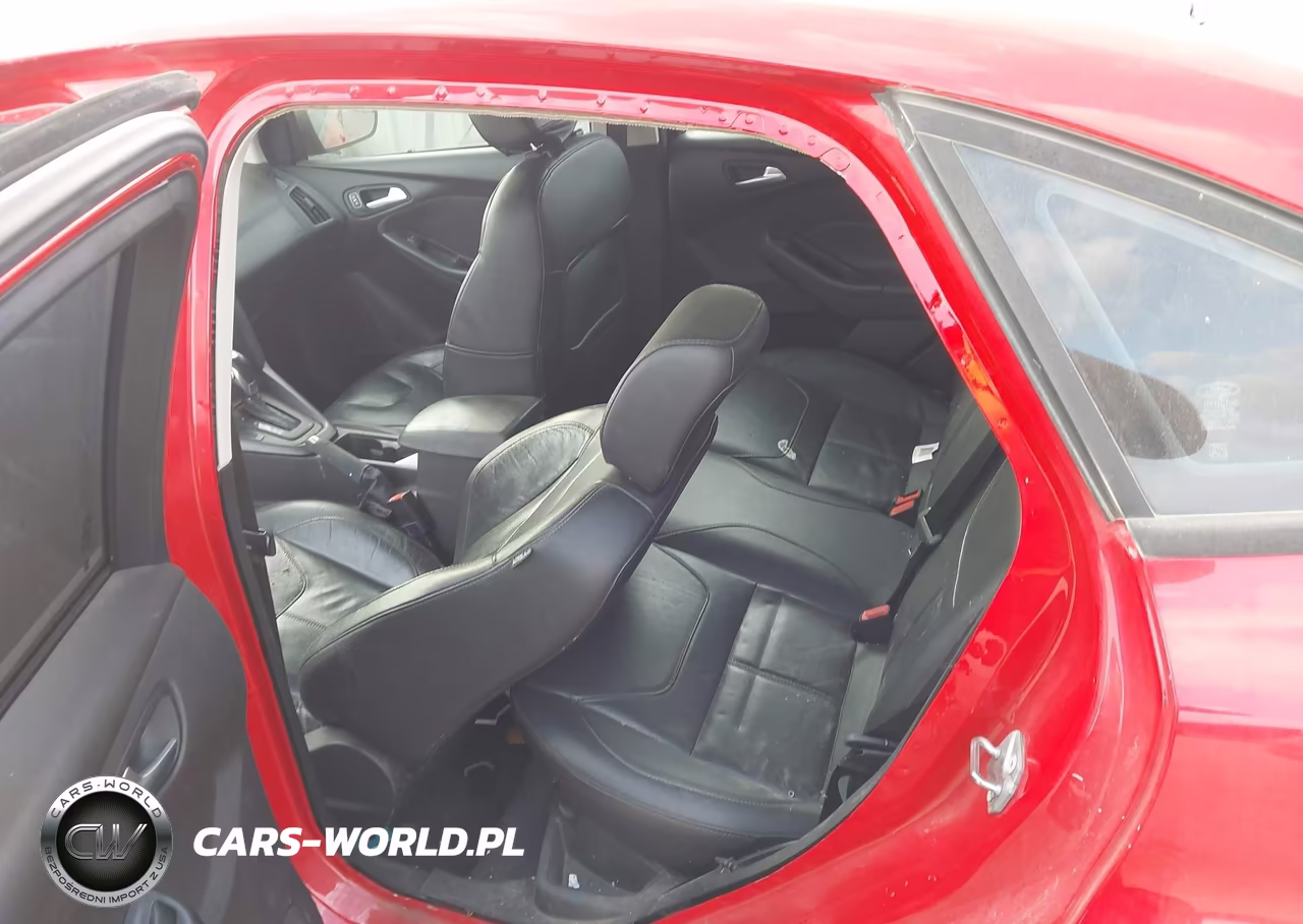 2016 Ford Focus Se VIN:1FADP3F25GL301322 - 8