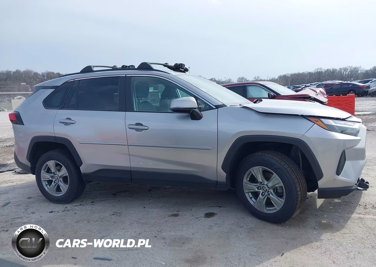 2023 Toyota Rav4 Xle VIN:2T3P1RFV8PC336375 - 13