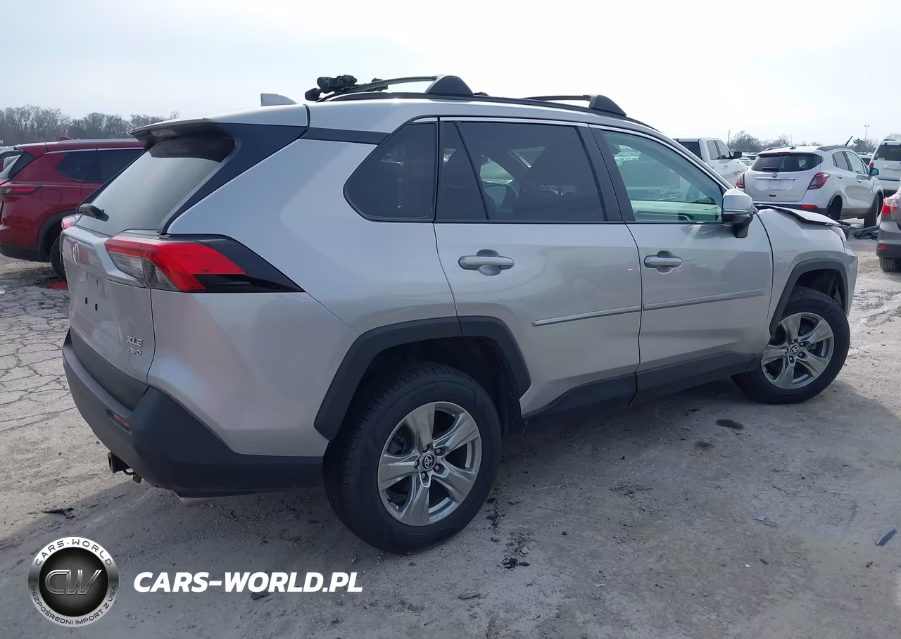 2023 Toyota Rav4 Xle VIN:2T3P1RFV8PC336375 - 4