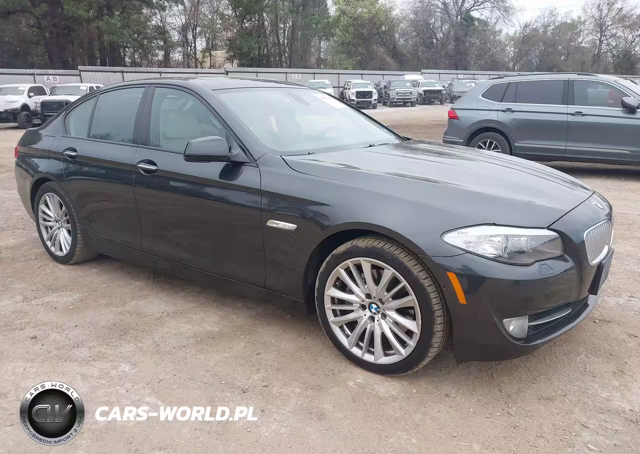 2011 BMW 550I