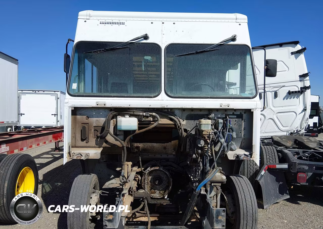 2013 Freightliner Chassis M Line Walk-In Van VIN:4UZAC3DV0DCFF6780 - 11