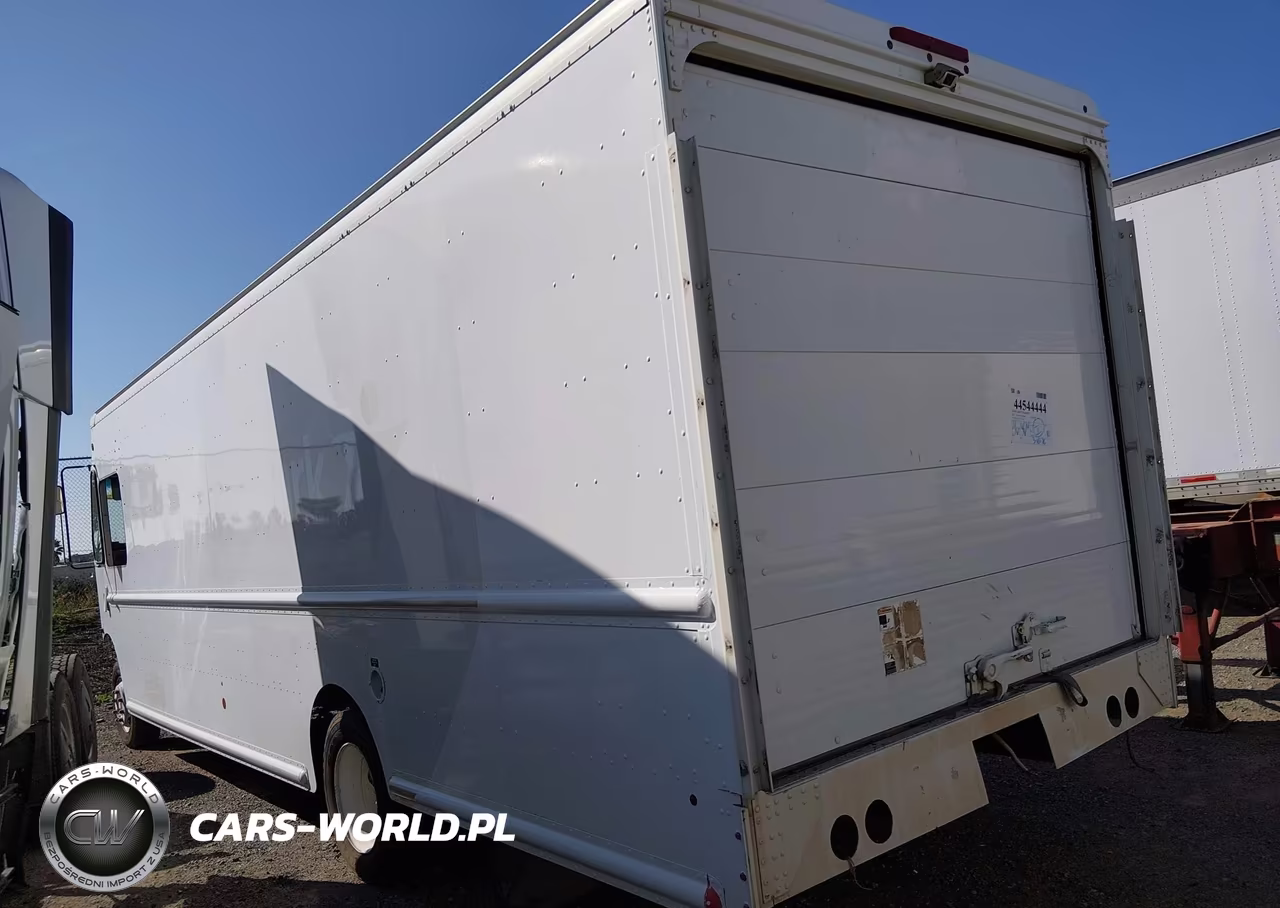2013 Freightliner Chassis M Line Walk-In Van VIN:4UZAC3DV0DCFF6780 - 13