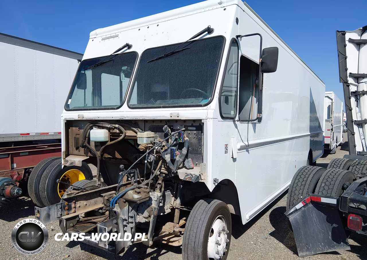 2013 Freightliner Chassis M Line Walk-In Van VIN:4UZAC3DV0DCFF6780 - 2