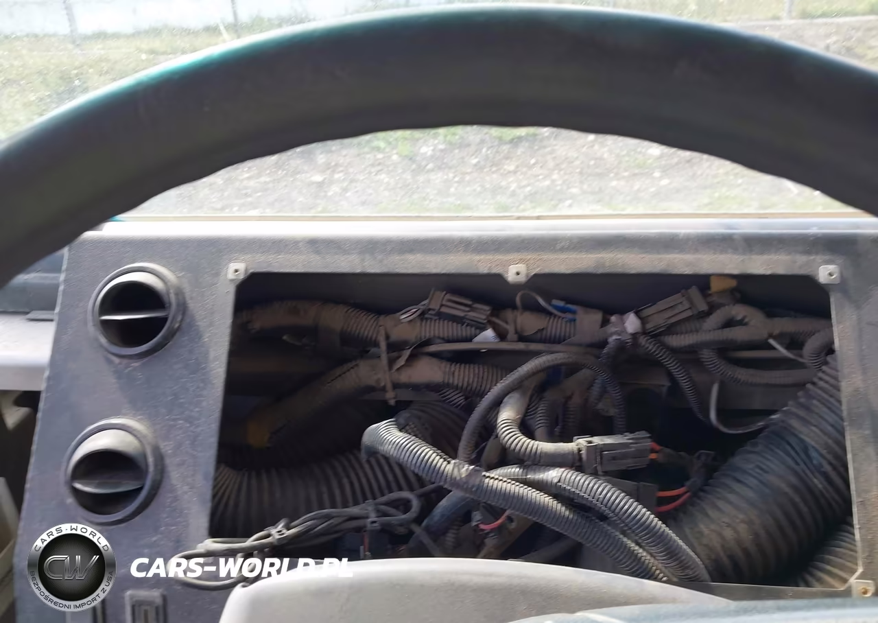 2013 Freightliner Chassis M Line Walk-In Van VIN:4UZAC3DV0DCFF6780 - 5