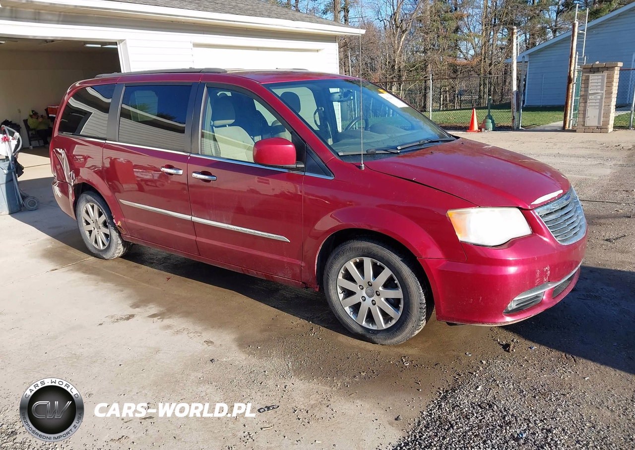 2014 Chrysler Town & Country Touring