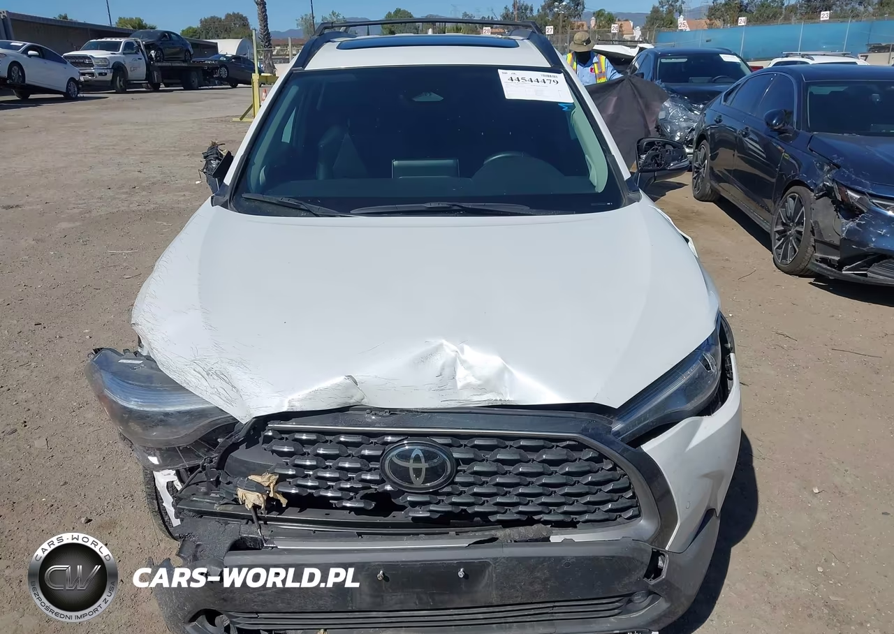2023 Toyota Corolla Cross Xle VIN:7MUDAAAG2PV058141 - 12