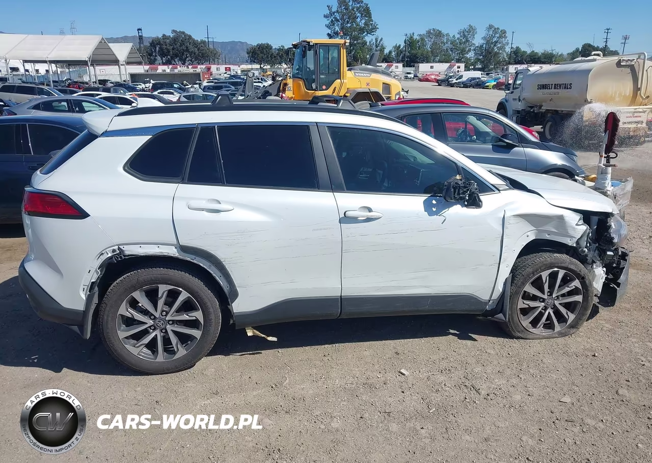 2023 Toyota Corolla Cross Xle VIN:7MUDAAAG2PV058141 - 13