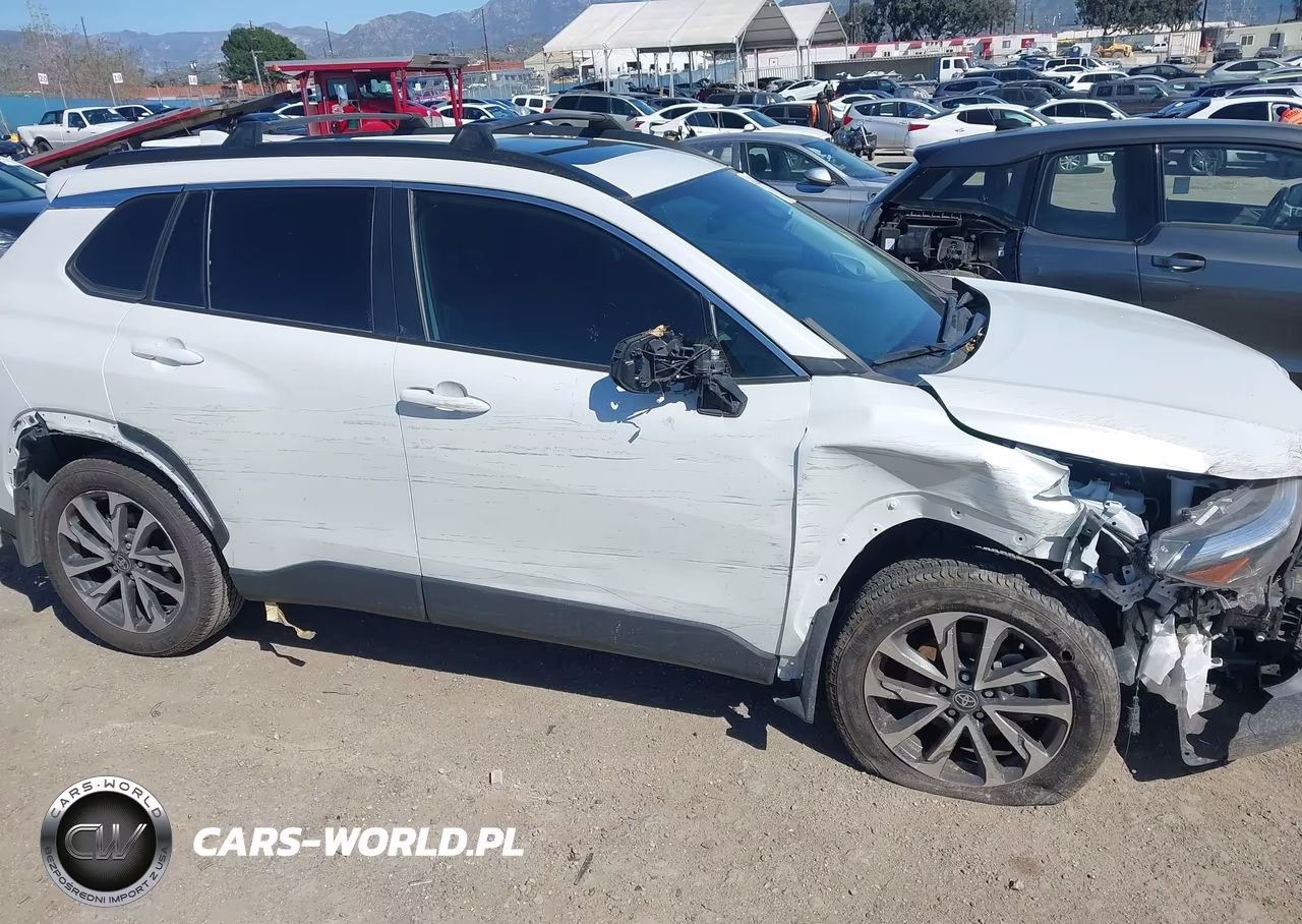 2023 Toyota Corolla Cross Xle VIN:7MUDAAAG2PV058141 - 18