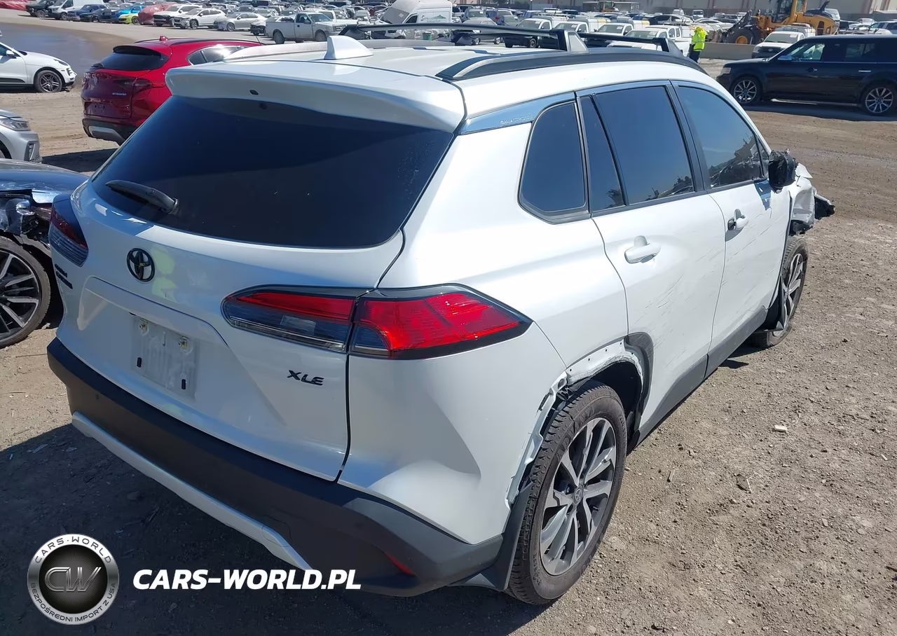 2023 Toyota Corolla Cross Xle VIN:7MUDAAAG2PV058141 - 4